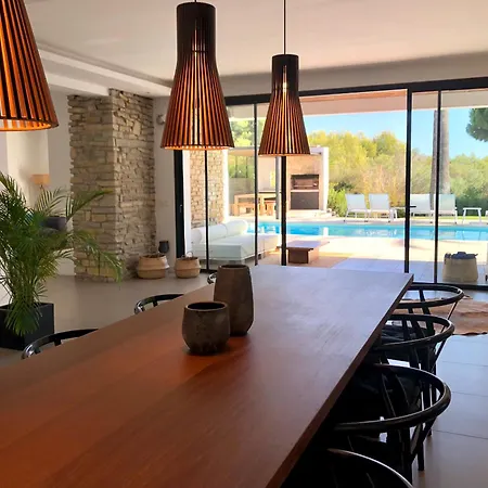 Moderna En Villa *