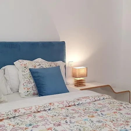 Moderna En Villa