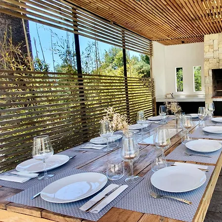 Moderna En Villa